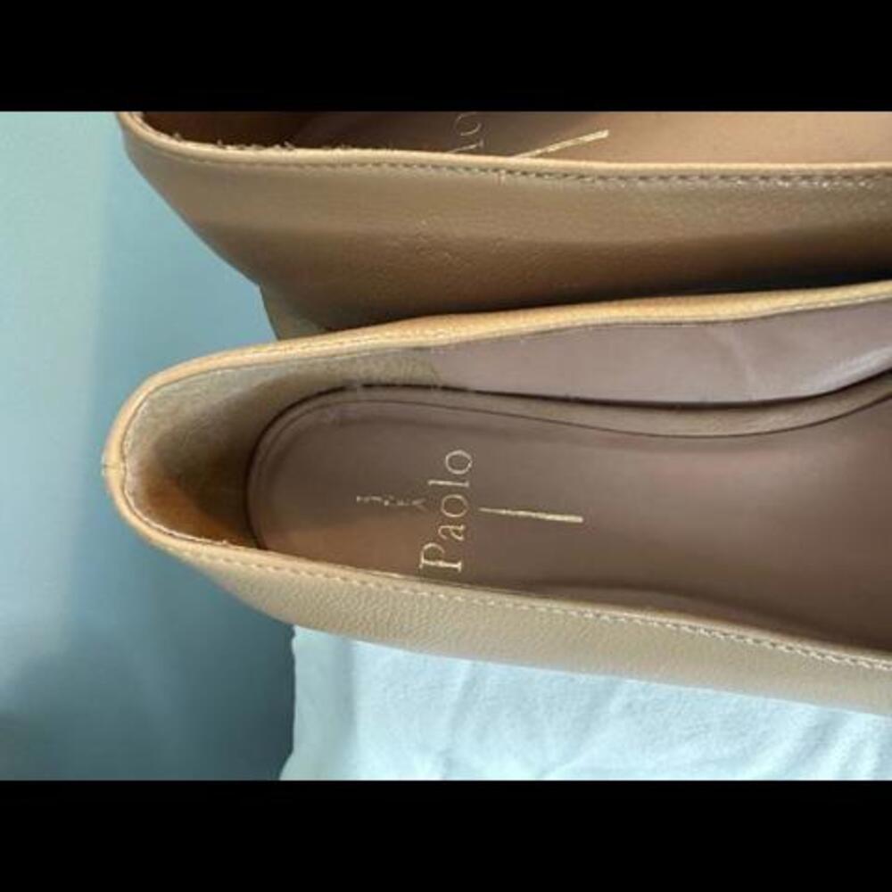 Linea Paola Beige Flat, Size 8, EUC - Picture 2 of 6